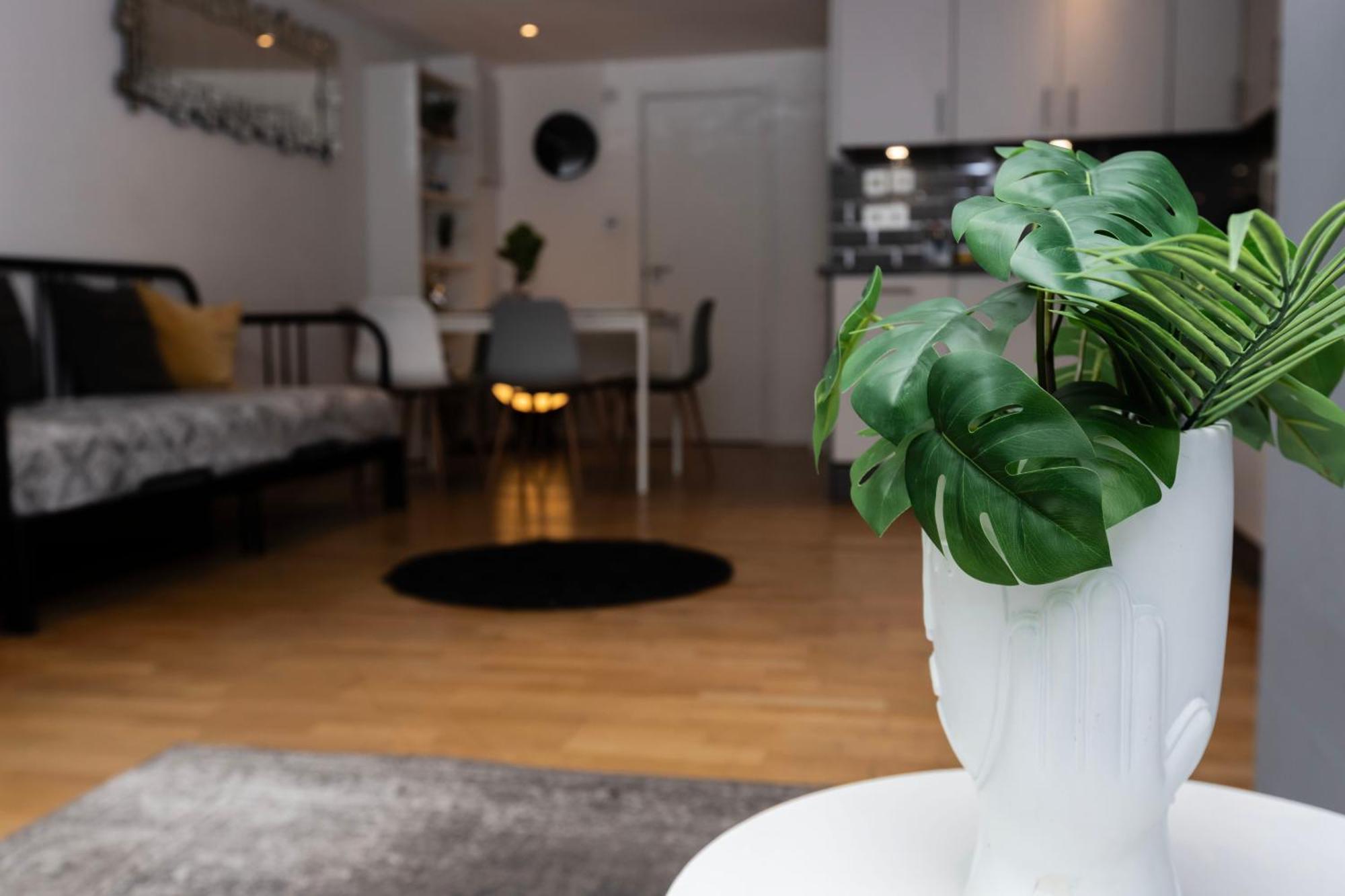 Cosy Ground Floor Apartment Лондон Екстериор снимка