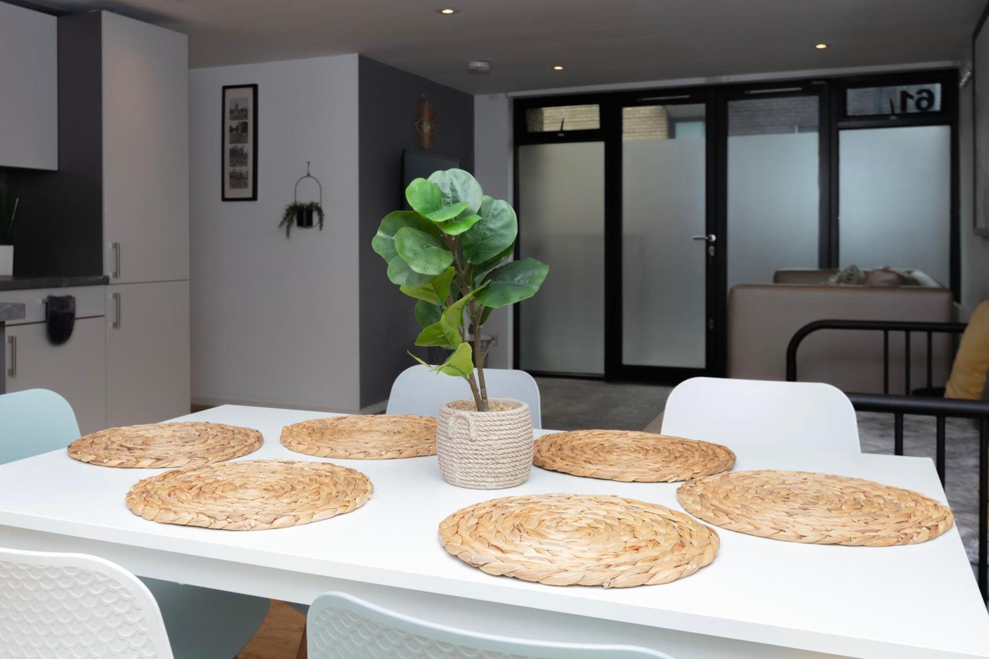 Cosy Ground Floor Apartment Лондон Екстериор снимка