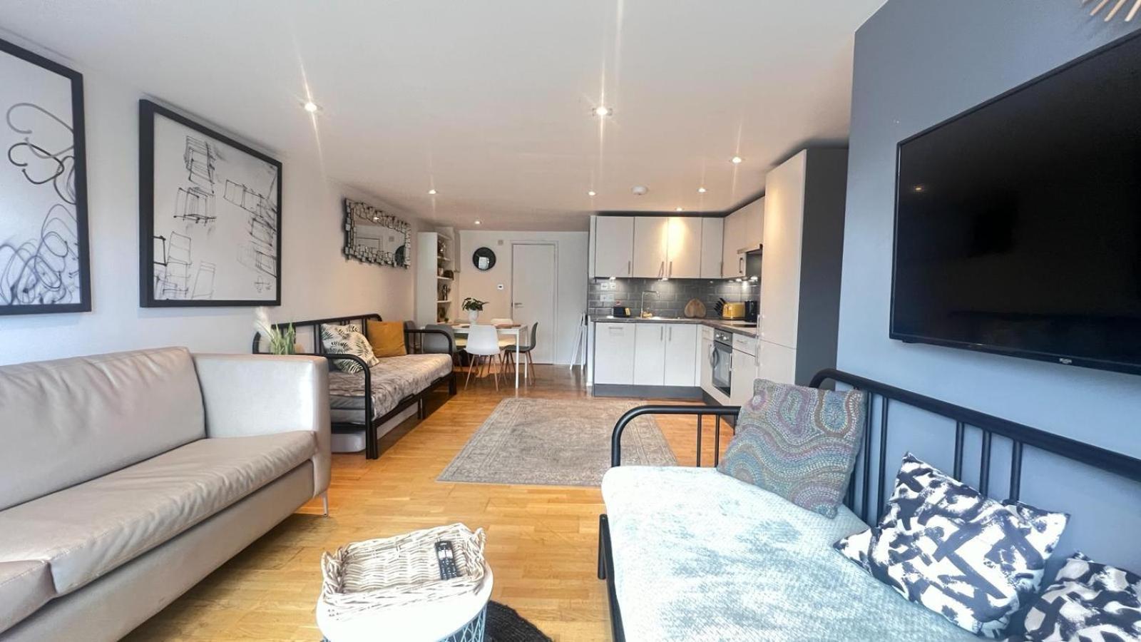 Cosy Ground Floor Apartment Лондон Екстериор снимка